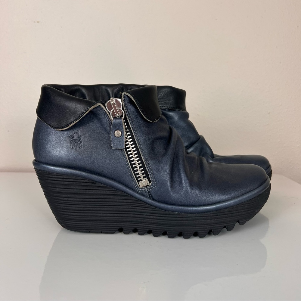 Fly London Yoxi Wedge Boots Side Zip Sz 40